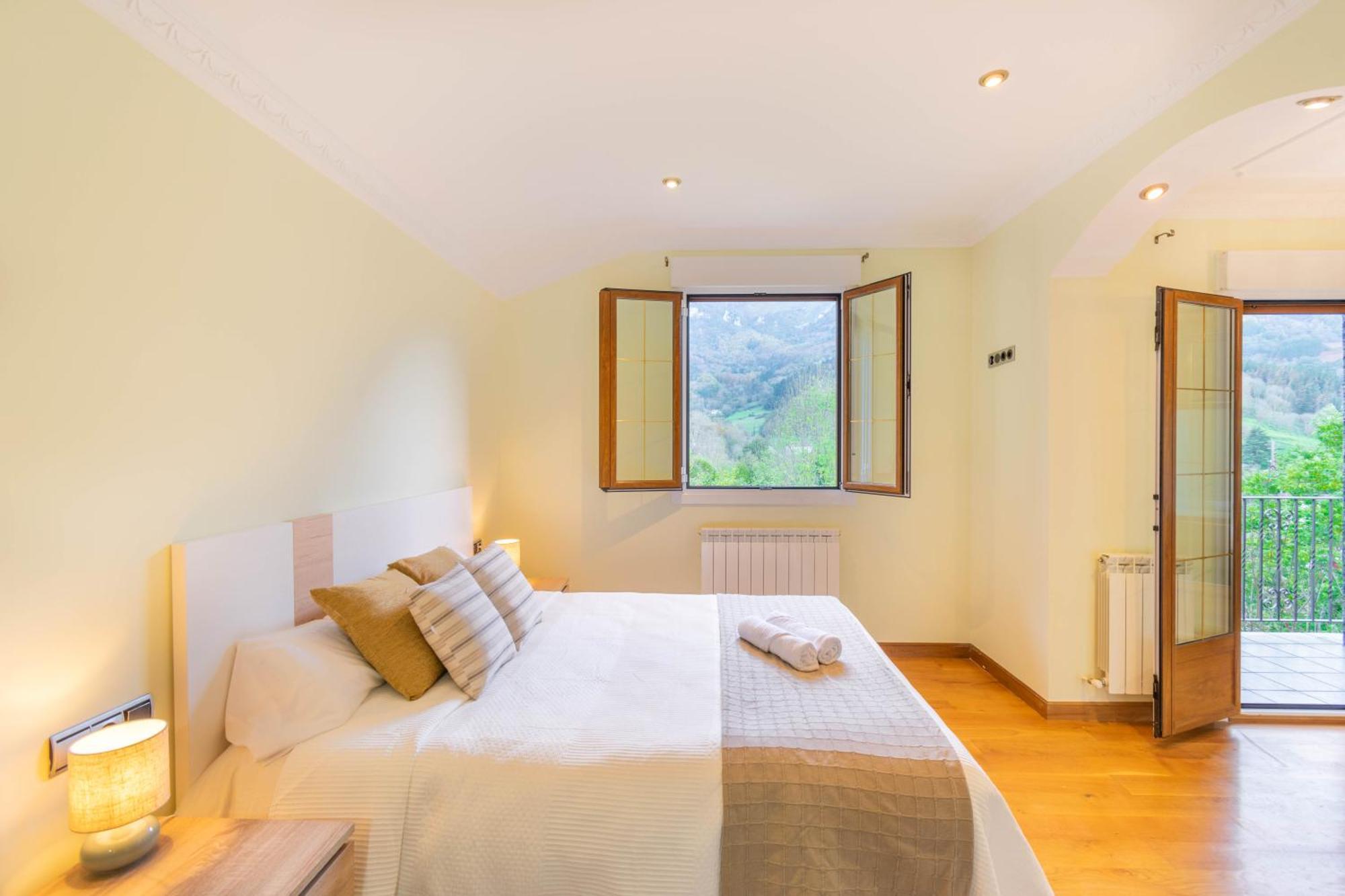 Casa Toki Eder, Espaciosa Casa Rural Para Familias Y Amigos Con Vistas Al Valle Uztegui Bagian luar foto