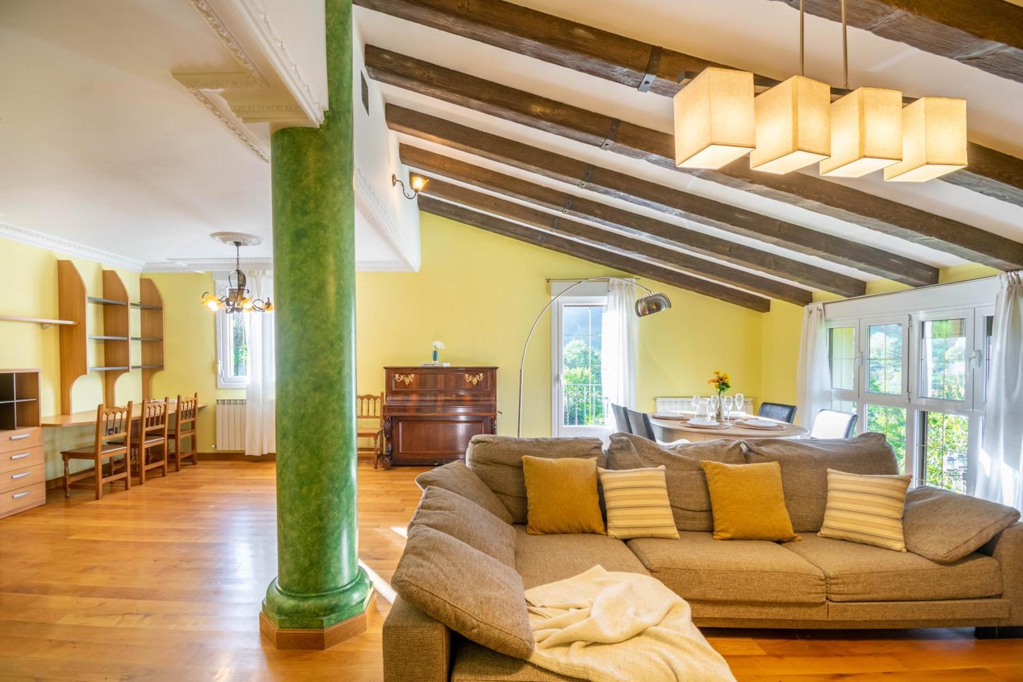 Casa Toki Eder, Espaciosa Casa Rural Para Familias Y Amigos Con Vistas Al Valle Uztegui Bagian luar foto